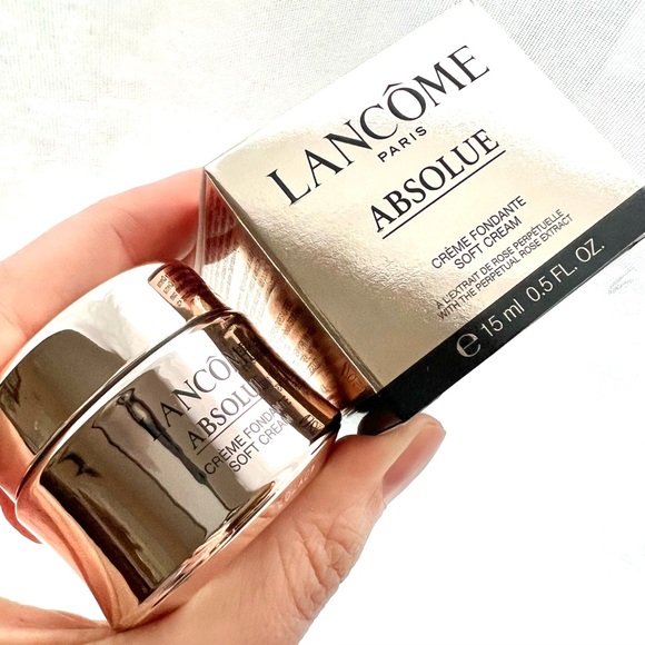 NWT Lancôme Absolue Soft Cream Revitalizing & Brightening Moisturizer 15ml - Picture 5 of 8